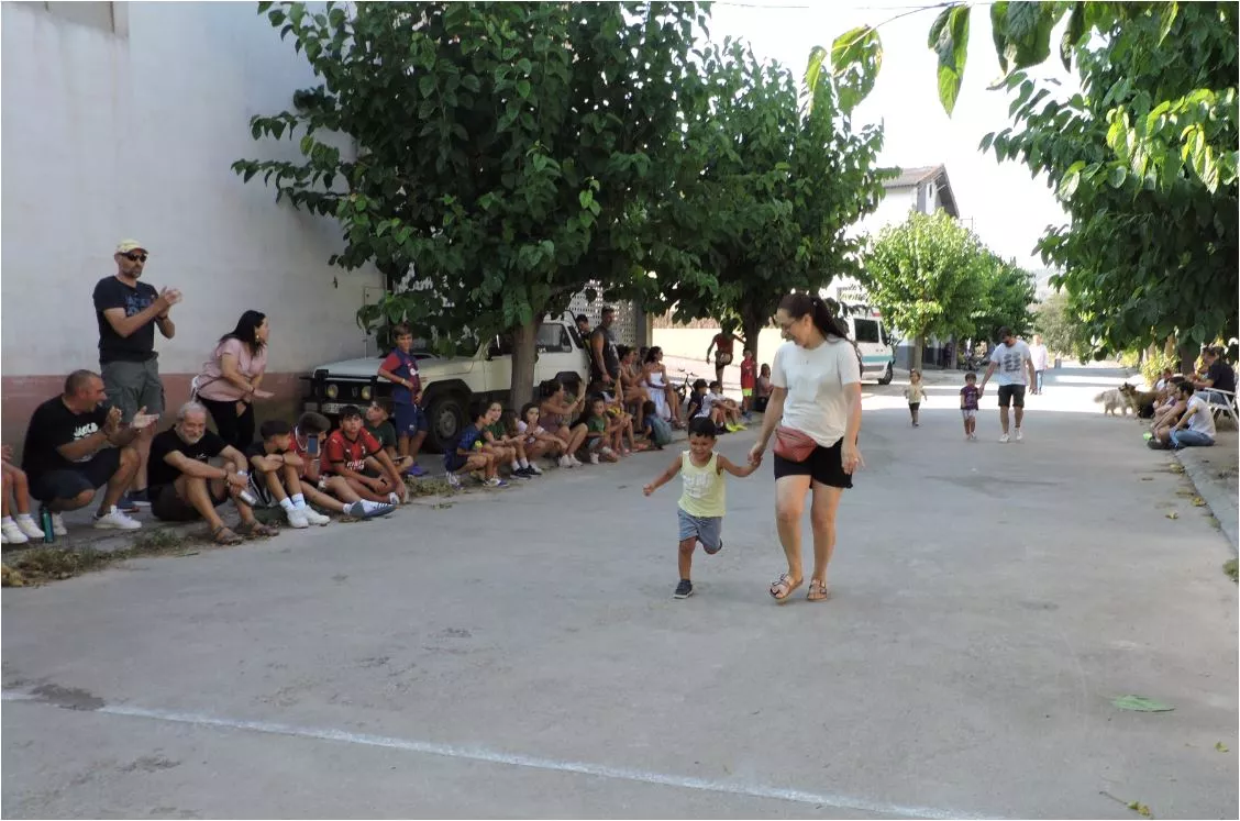 Carrera de niños y niñas menores de 3 años
