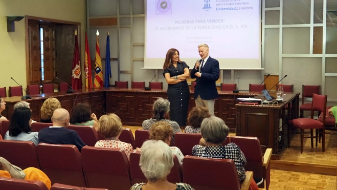 Sara Robles en los Cursos de Verano de Jaca Sara Robles en los Cursos de Verano de Jaca