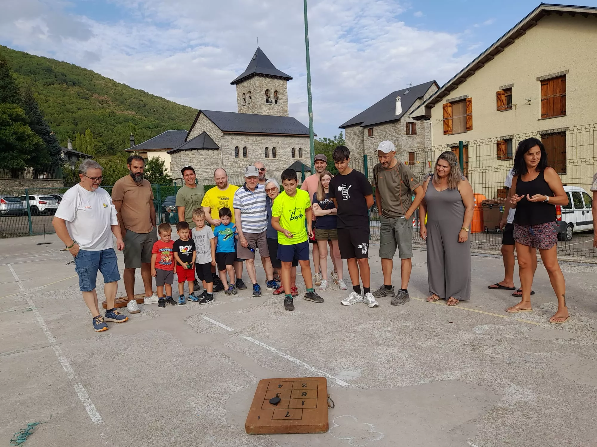 Juegos tradicionales en Gavín,  siete y medio