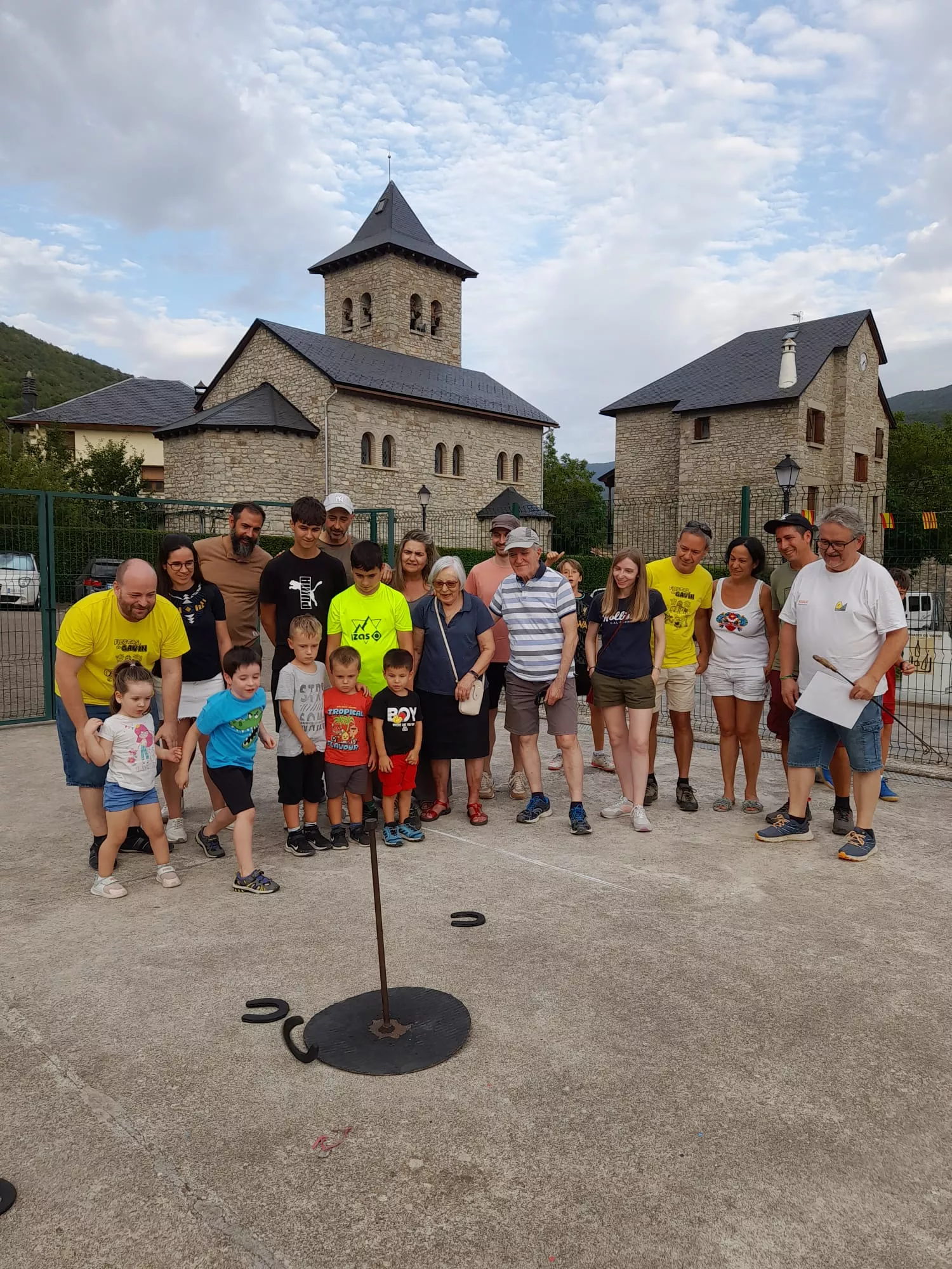 Juegos tradicionales en Gavín, herraduras
