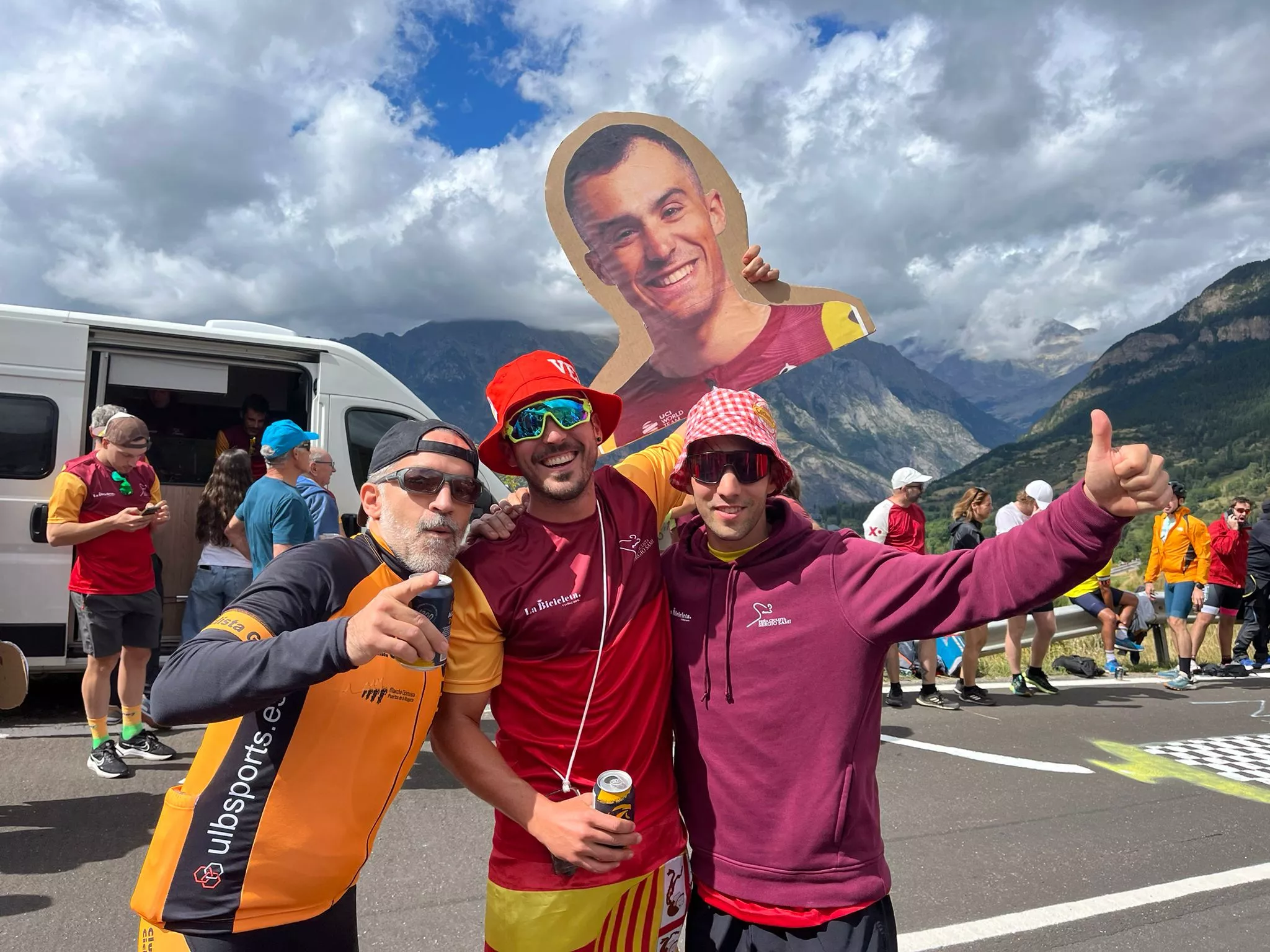 Peña Sergio Samitier de Barbastro en Cerler. Foto Adrián Mora