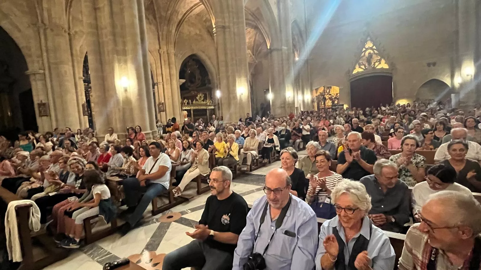 Concierto de góspel de Cor de Cors en la Catedral de Huesca. Foto Mercedes Manterola