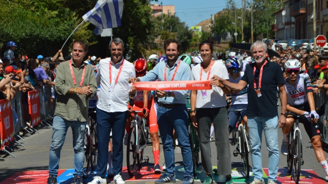 1756570737877 1756570737877