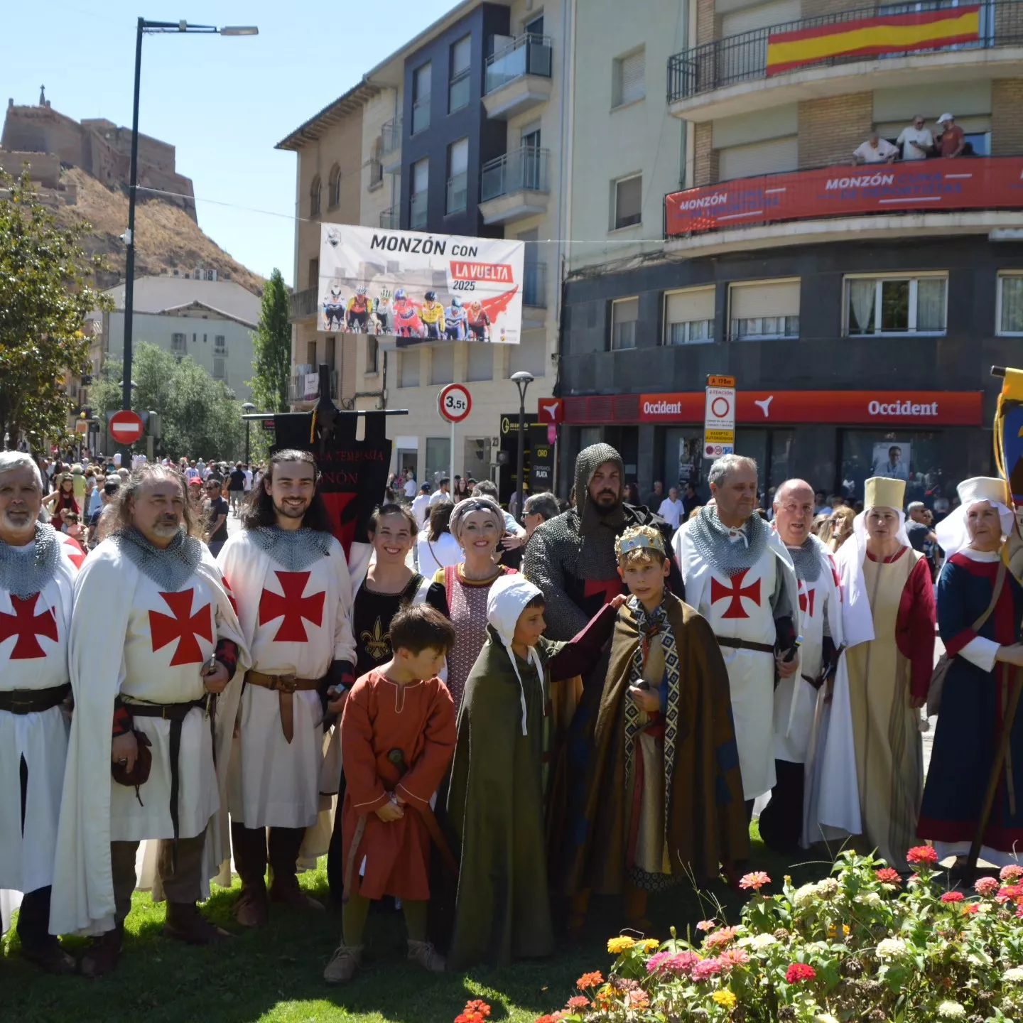 Salida de la Vuelta a España desde el Monzón Templario