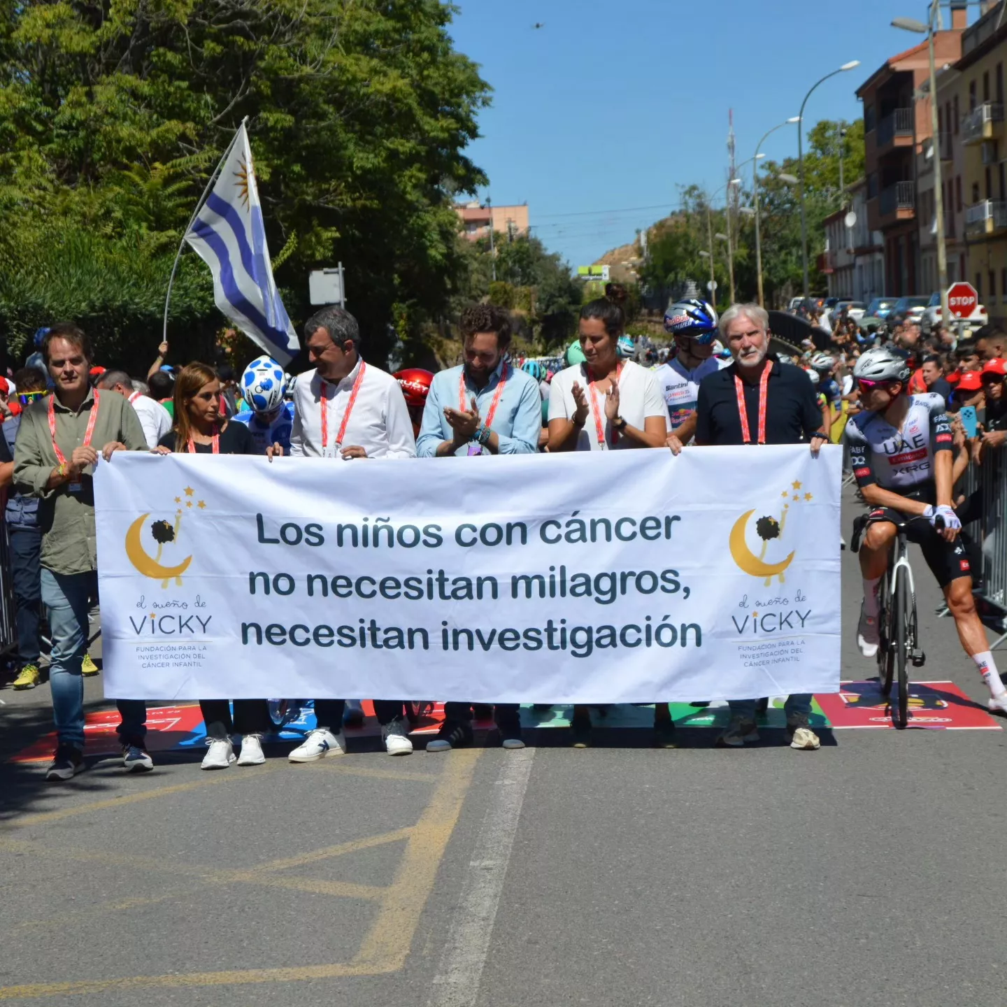 Salida de la Vuelta a España desde el Monzón Templario
