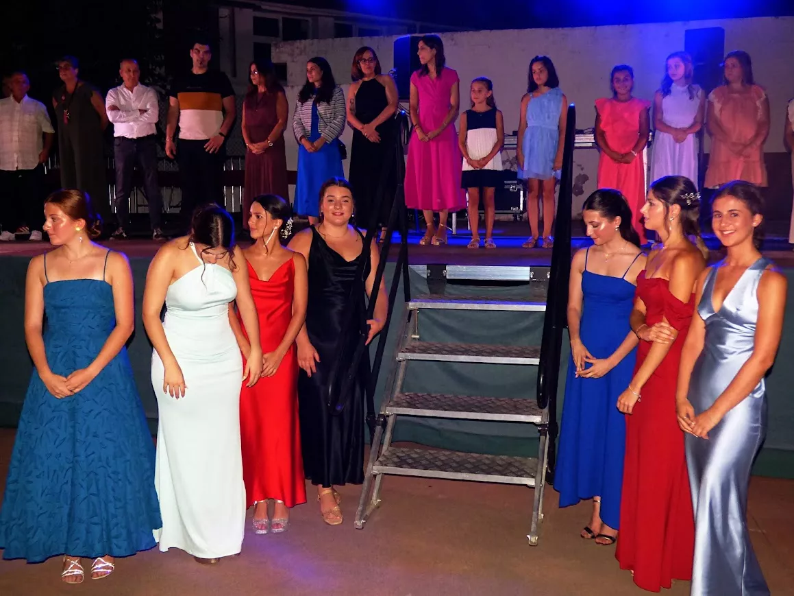 Verbena de las Damas en Barbastro. Foto Manuel Salanova