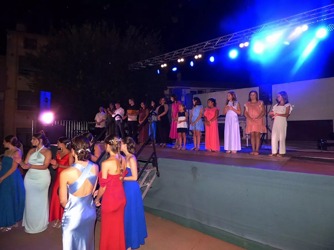 Verbena de las Damas en Barbastro. Foto Manuel Salanova