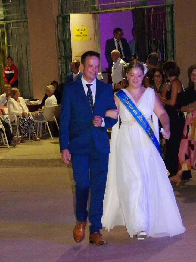 Verbena de las Damas en Barbastro. Foto Manuel Salanova