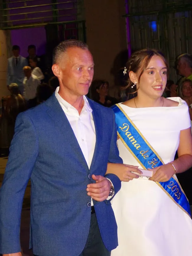 Verbena de las Damas en Barbastro. Foto Manuel Salanova