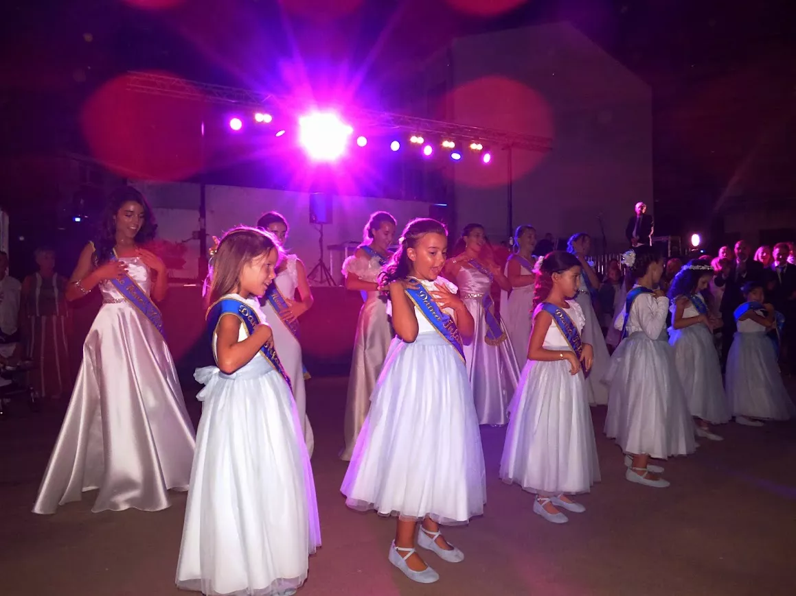 Verbena de las Damas en Barbastro. Foto Manuel Salanova