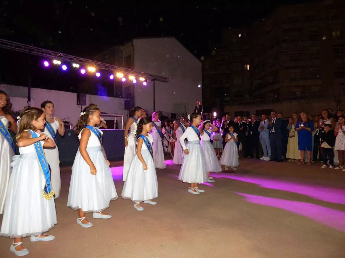 Verbena de las Damas en Barbastro. Foto Manuel Salanova