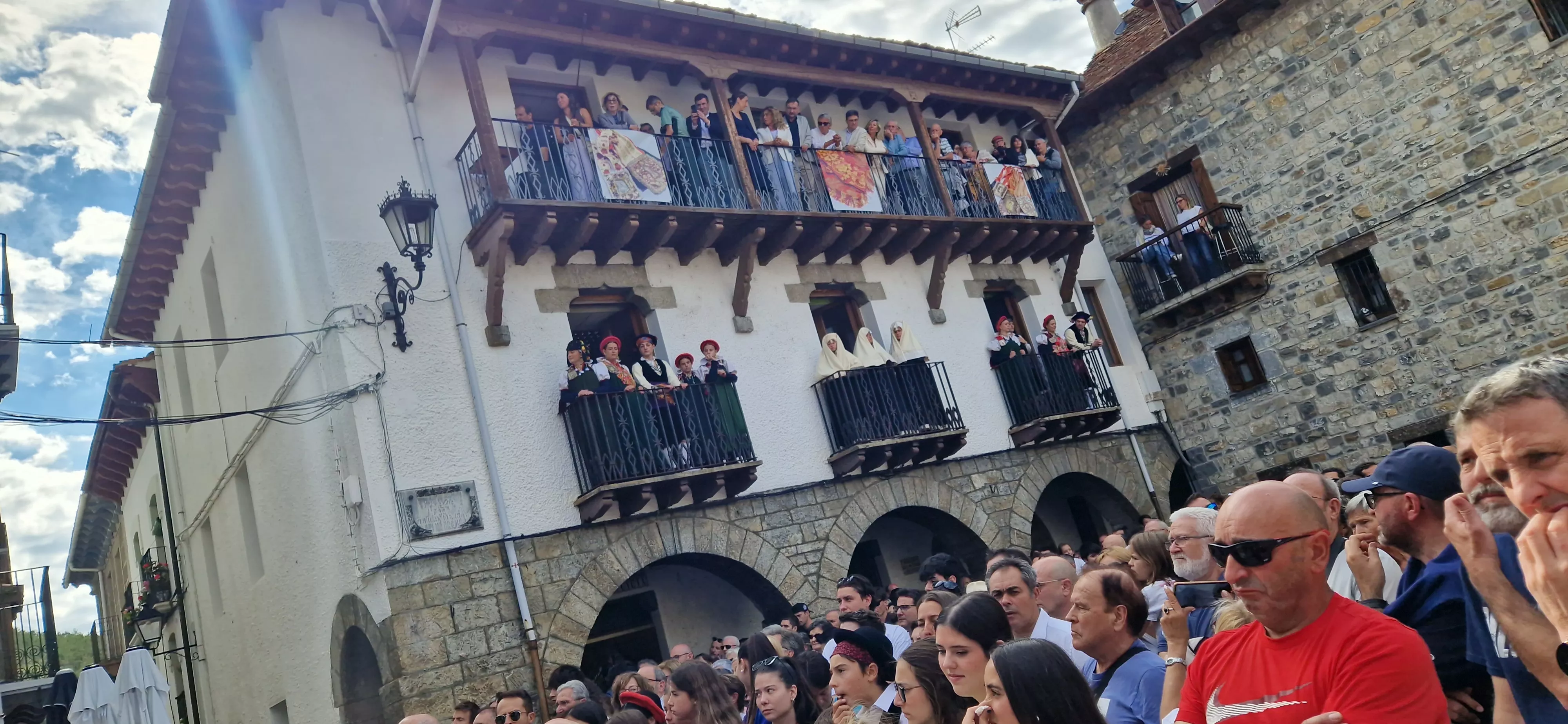 Día del traje típico ansotano. Foto Myriam Martínez 