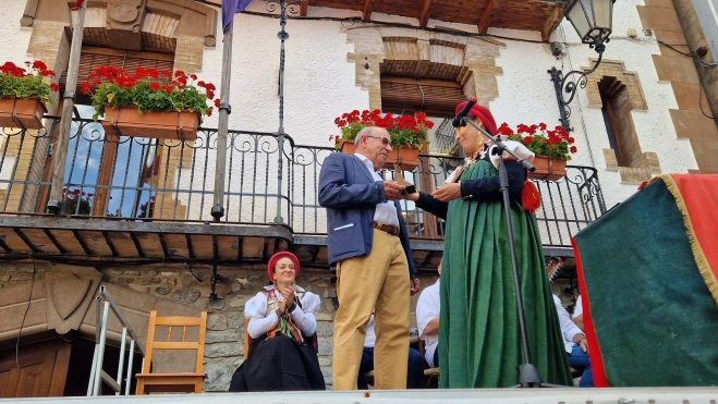 Día del traje típico ansotano. Foto Myriam Martínez Día del traje típico ansotano. Foto Myriam Martínez