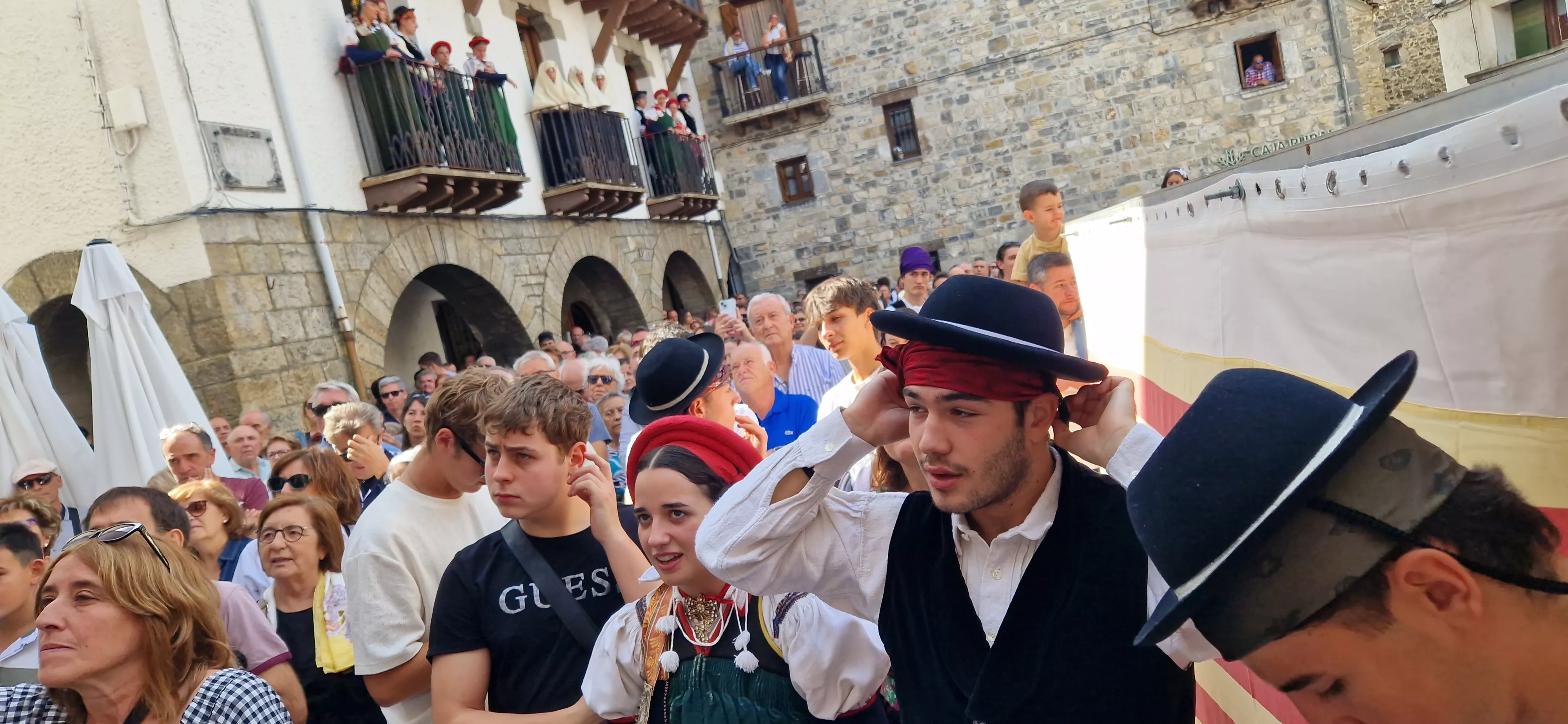 Día del traje típico ansotano. Foto Myriam Martínez 