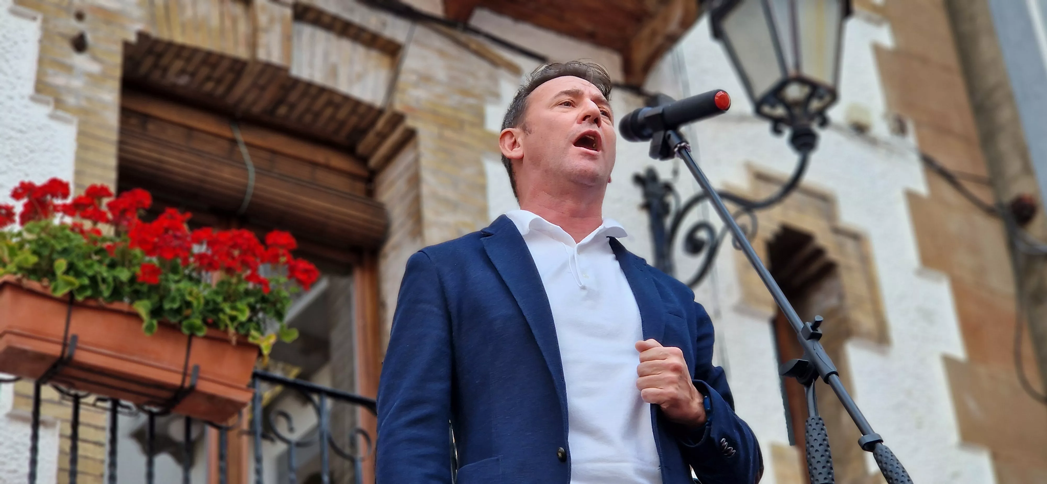 Día del traje típico ansotano. Foto Myriam Martínez 