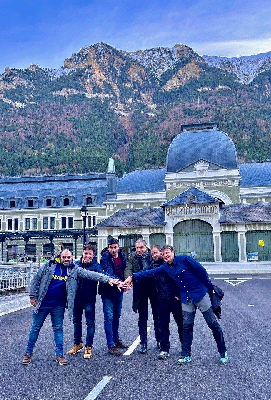 Imagen de la presentación de la candidatura mundialista Canfranc-Pirineos 2025.