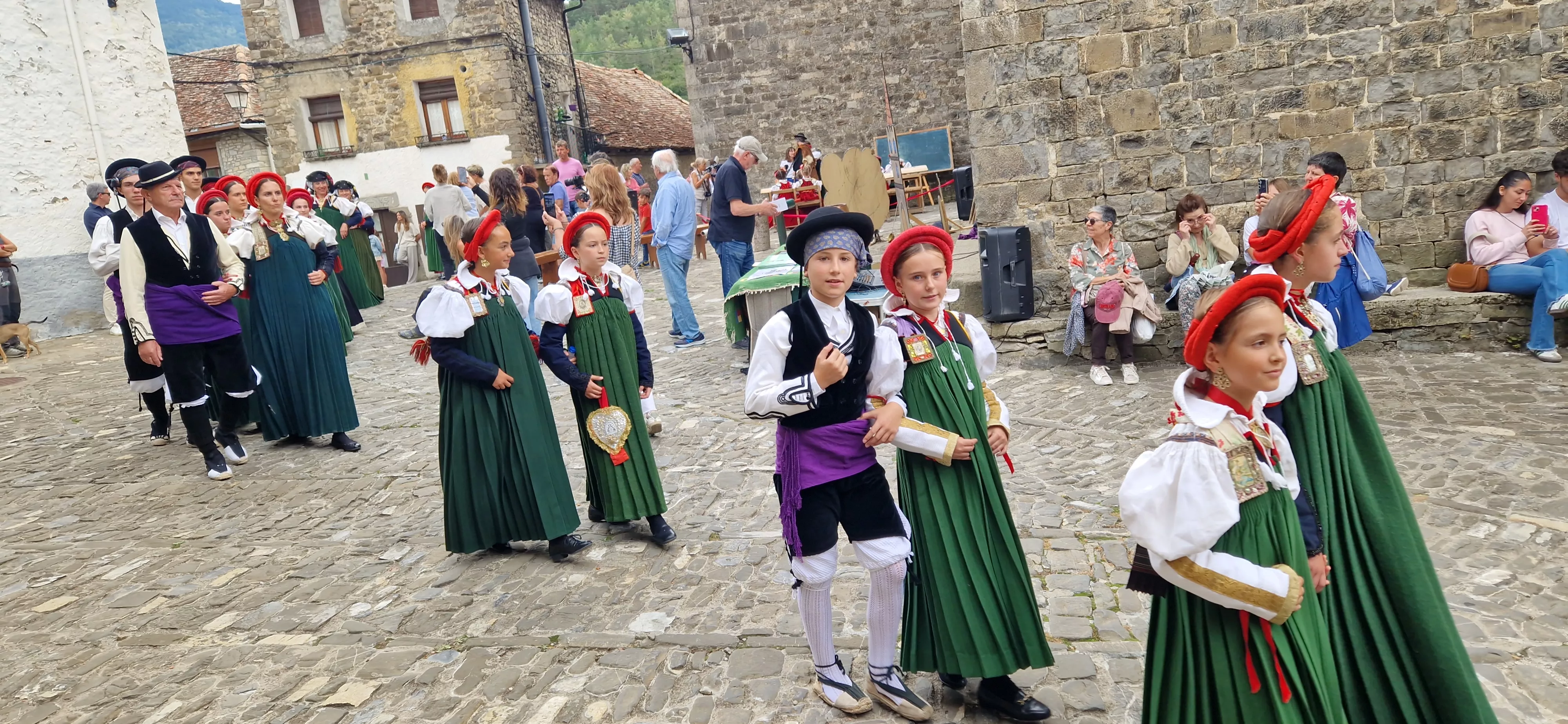 Día del traje típico ansotano. Foto Myriam Martínez 
