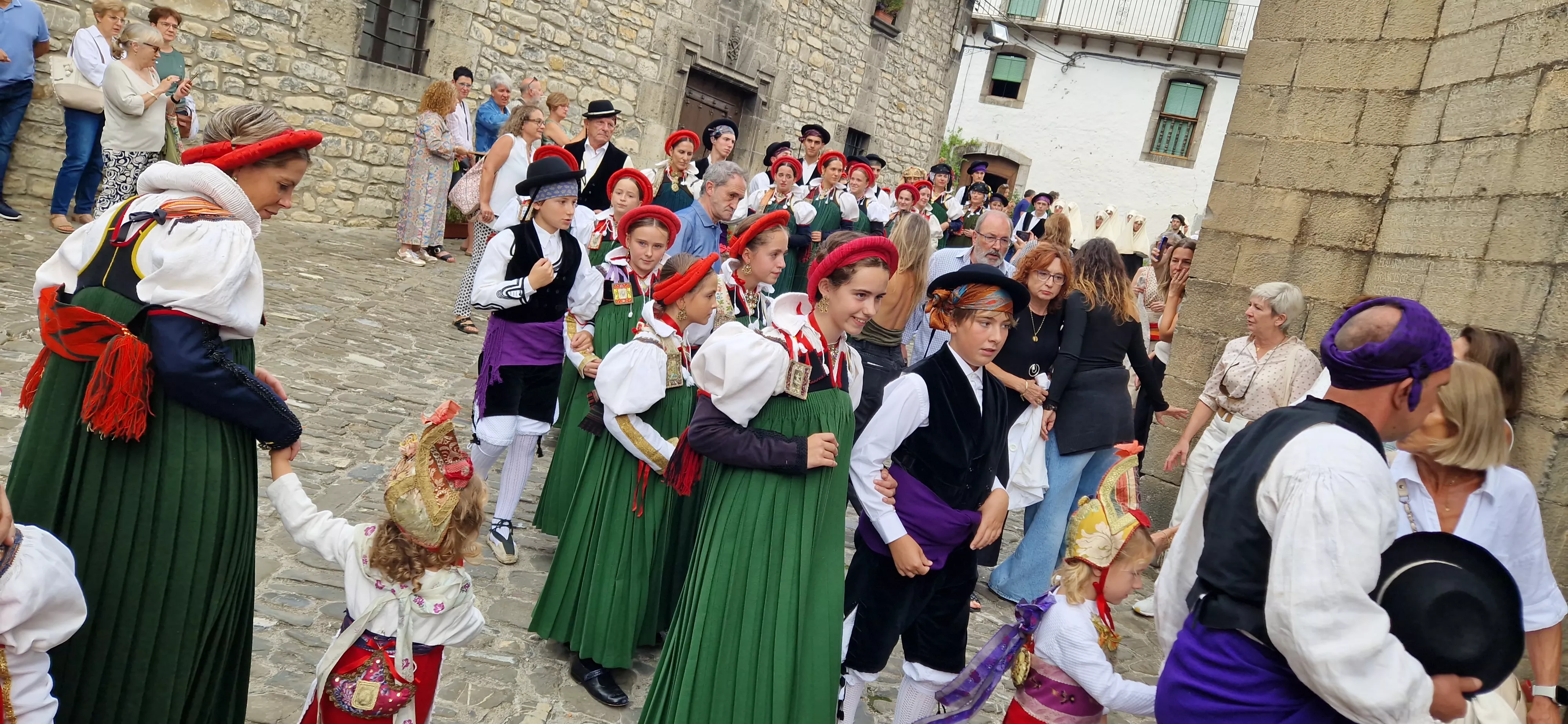Día del traje típico ansotano. Foto Myriam Martínez 