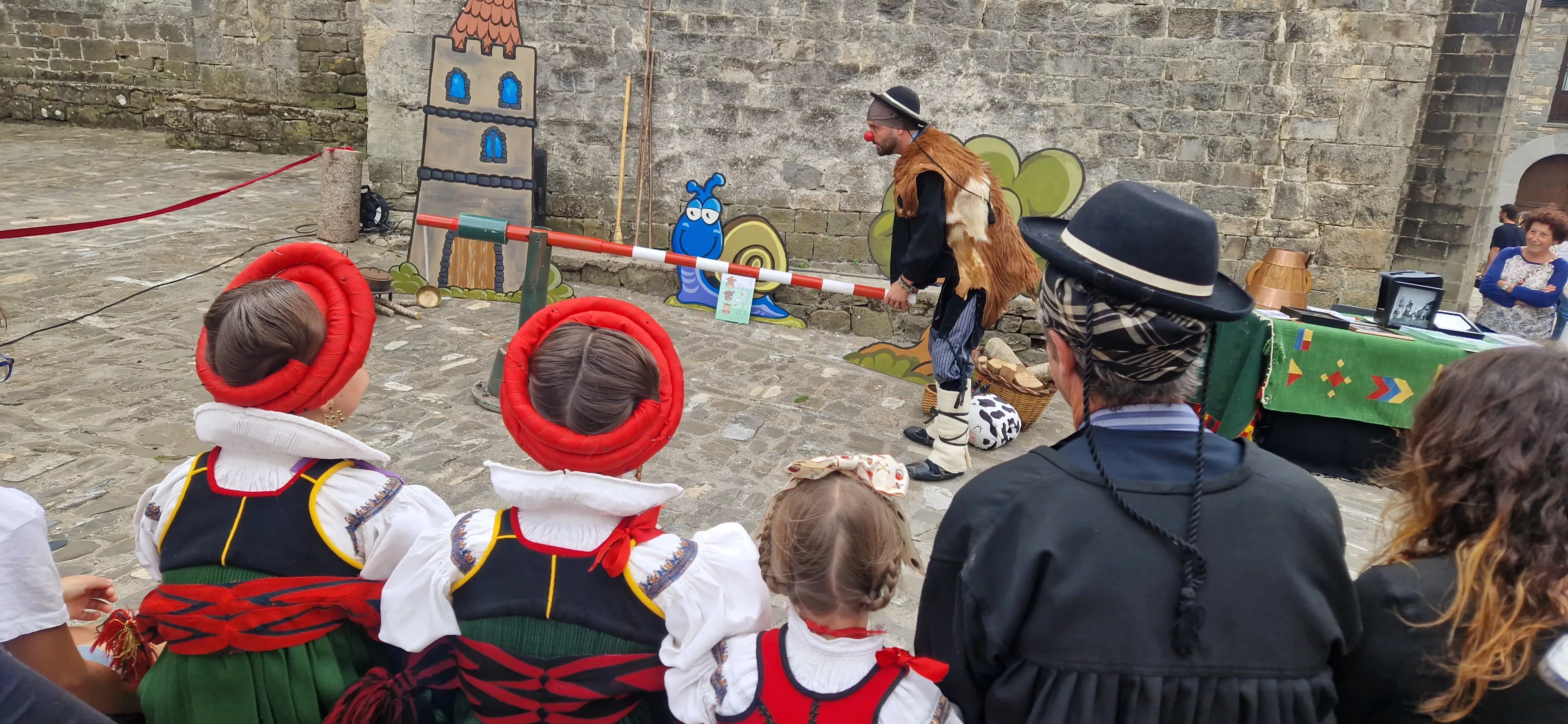 Día del traje típico ansotano. Foto Myriam Martínez 