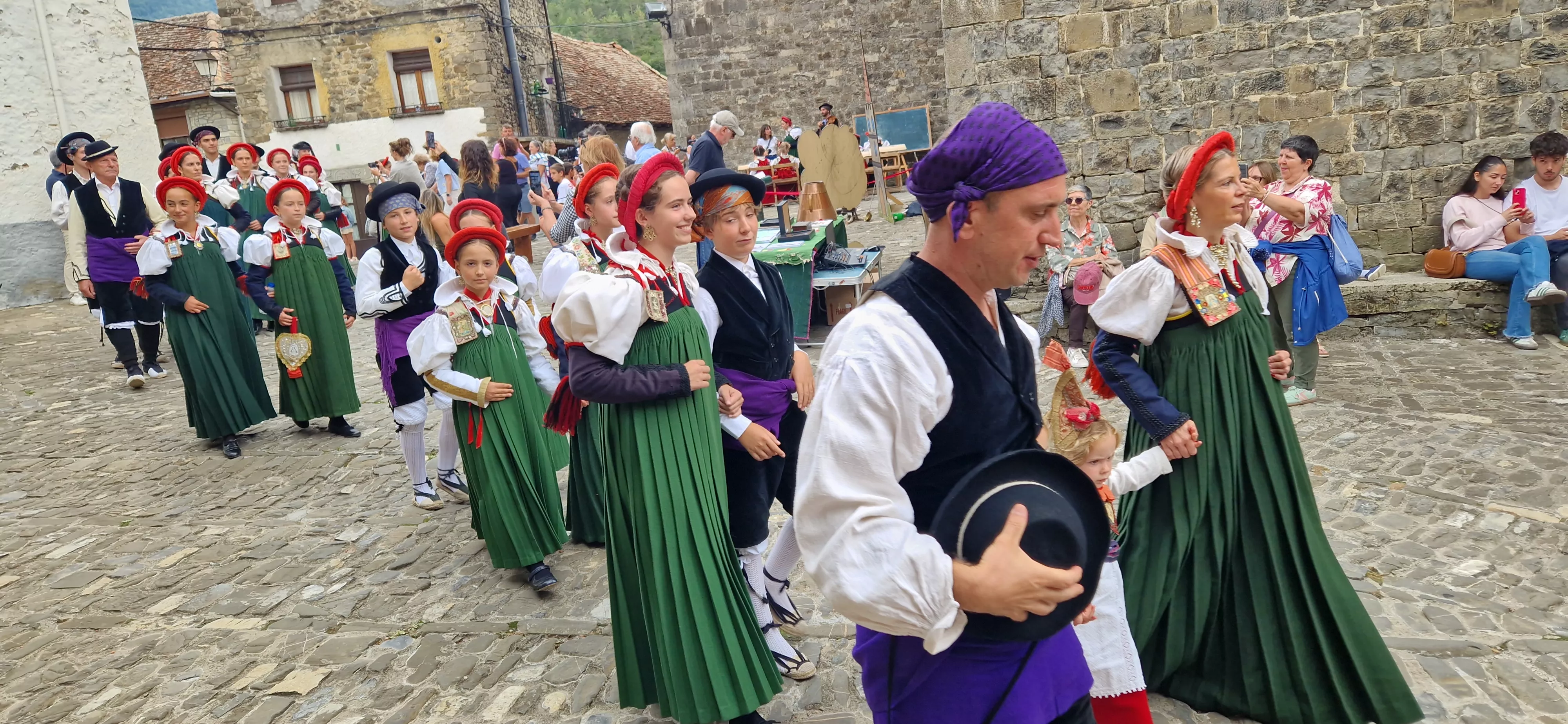 Día del traje típico ansotano. Foto Myriam Martínez 