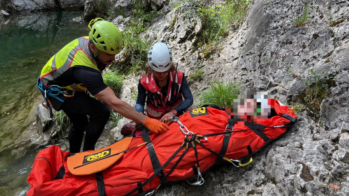 Herido grave un montañero valenciano al caer 30 metros en el Pico Mulleres