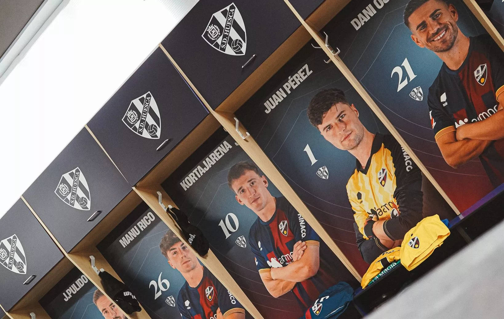 El vestuario del Huesca, preparado para la cita ante el Eibar. Foto: SD Huesca