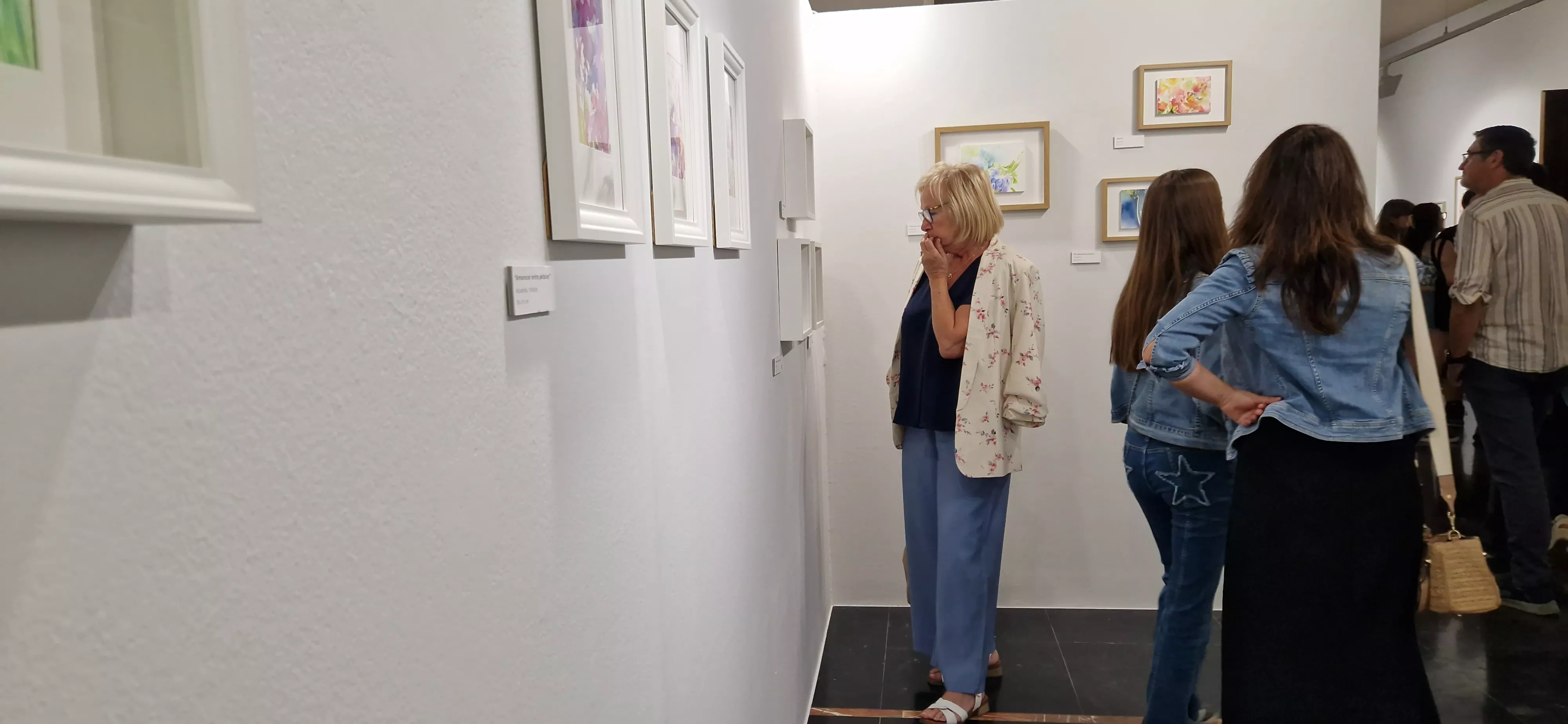 Exposición Bailando entre acuarelas de Marian Ruiz. Foto Myriam Martínez