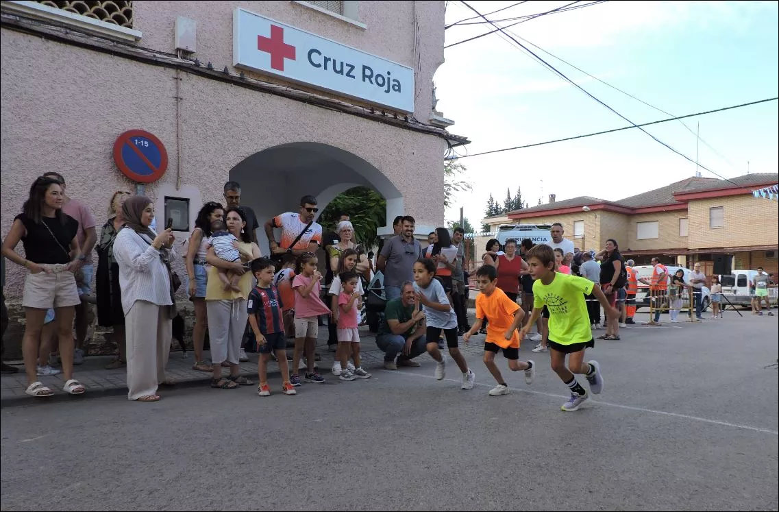 Sariñena. Carrera de niños y niñas de 7 y 8 años
