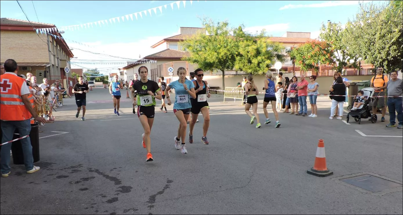 Sariñena. Carrera absoluta. Última vuelta femenina