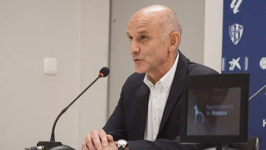 Ángel Martín González en la presentación de Albarracín este martes. Foto: SD Huesca