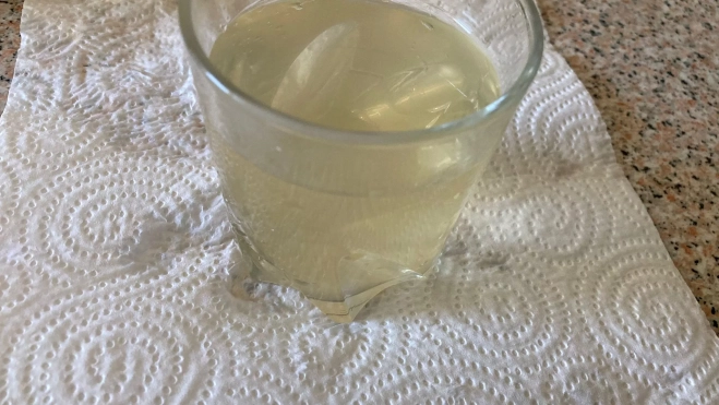 Un vaso con agua Un vaso con agua