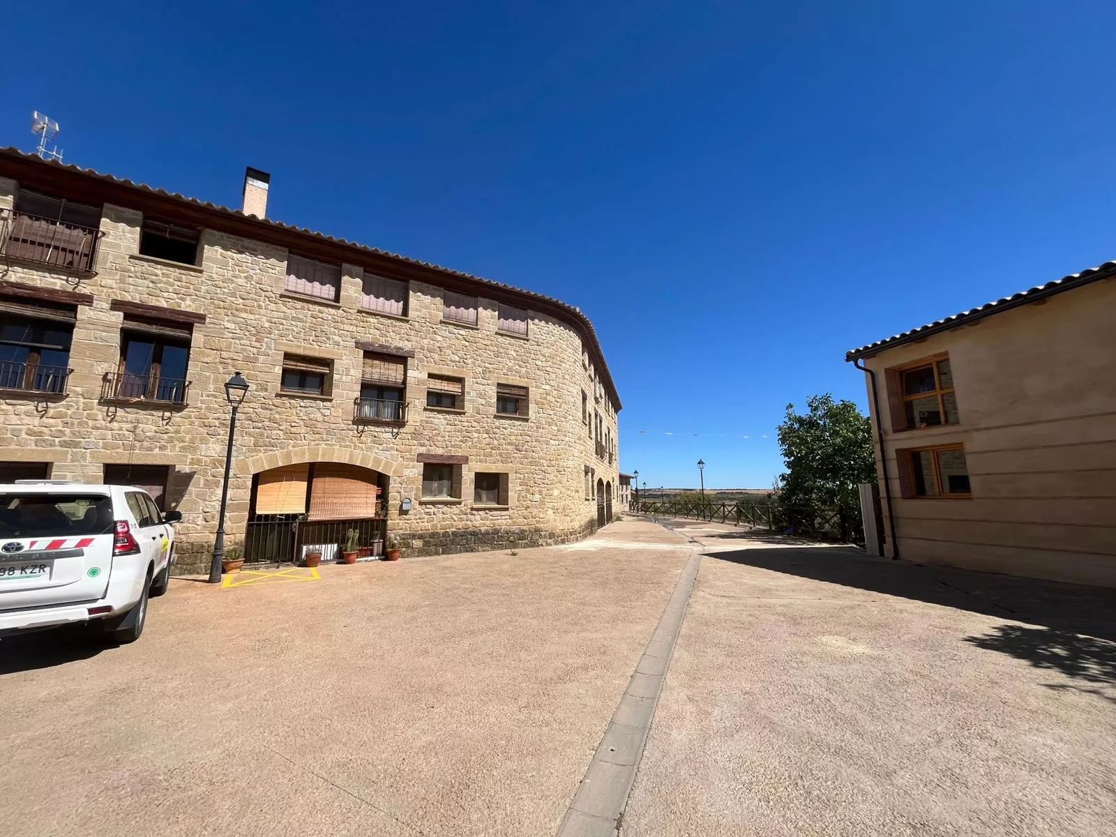 Bloque afectado con 24 viviendas en Fontellas