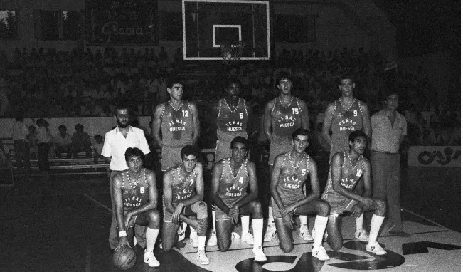 Magia de Huesca Peñas el 5 de septiembre de 1985. Foto Víctor Ibáñez