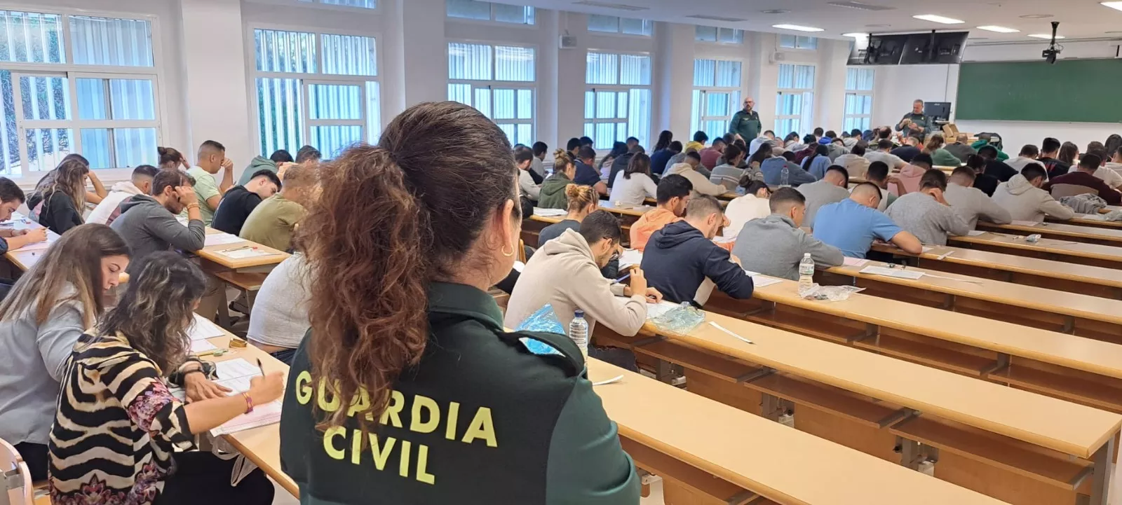 Oposiciones a guardia civil este sábado en veinte ciudades