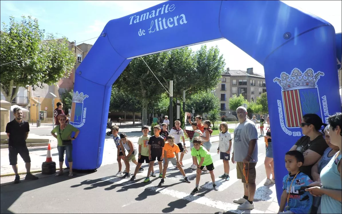 Tamarite 2025. Carrera de niños de 8 y 9 años