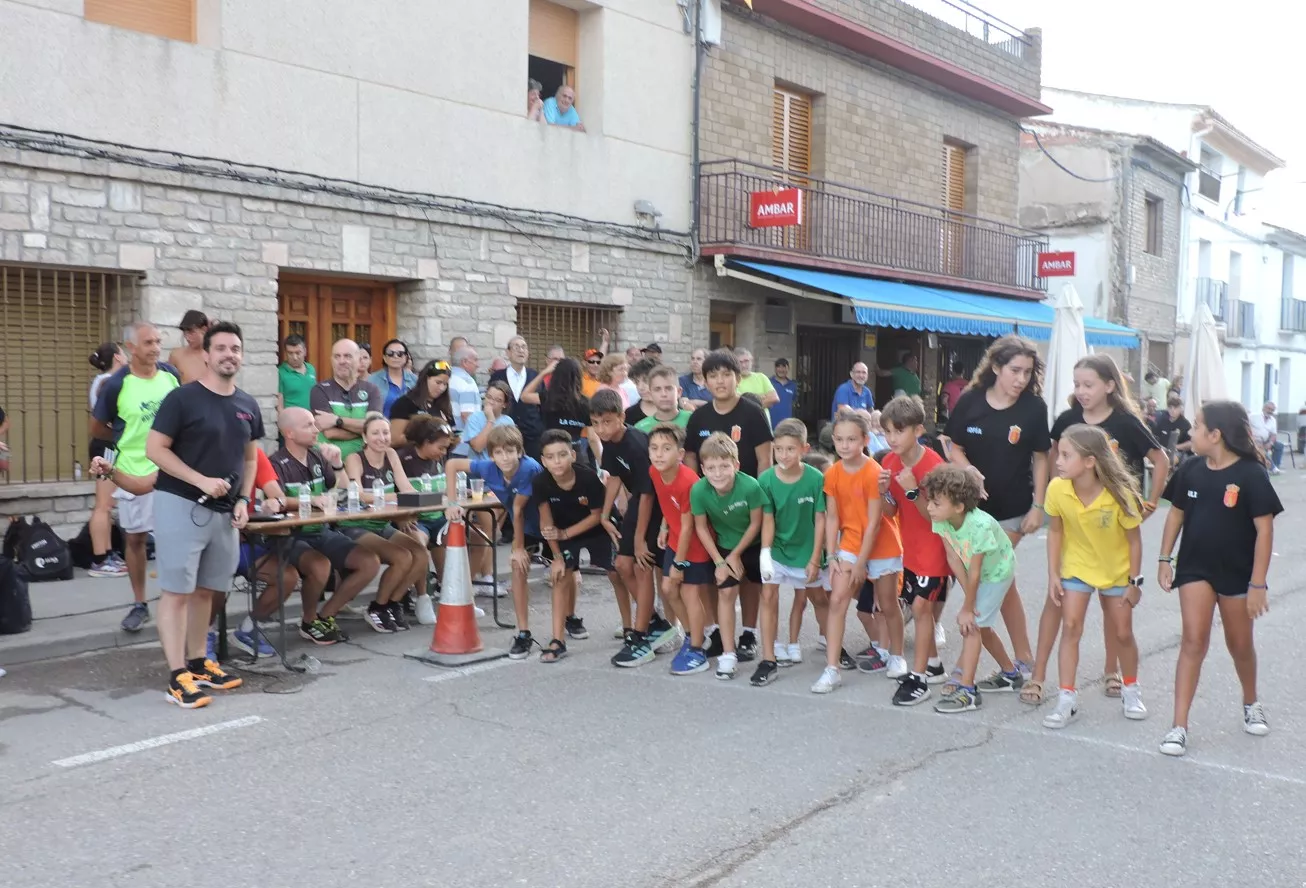Bujaraloz 2025. Prima del club Atletismo Bujaraloz para niños y niñas