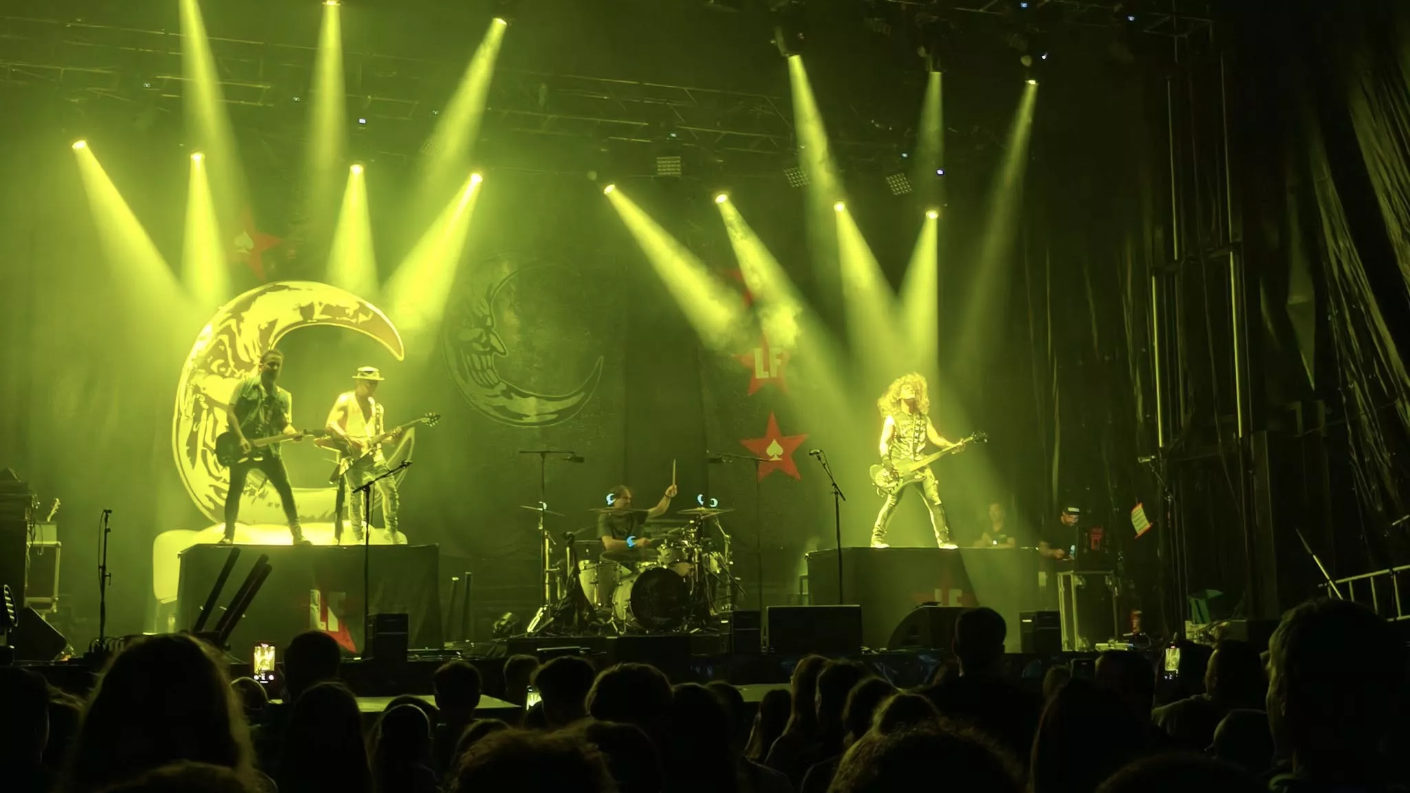 Actuación de La Fuga en Sariñena