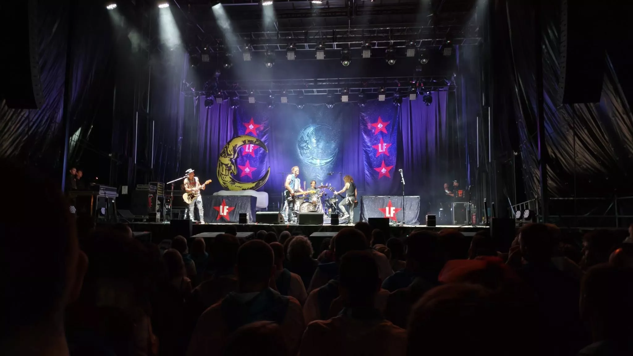 Actuación de La Fuga en Sariñena