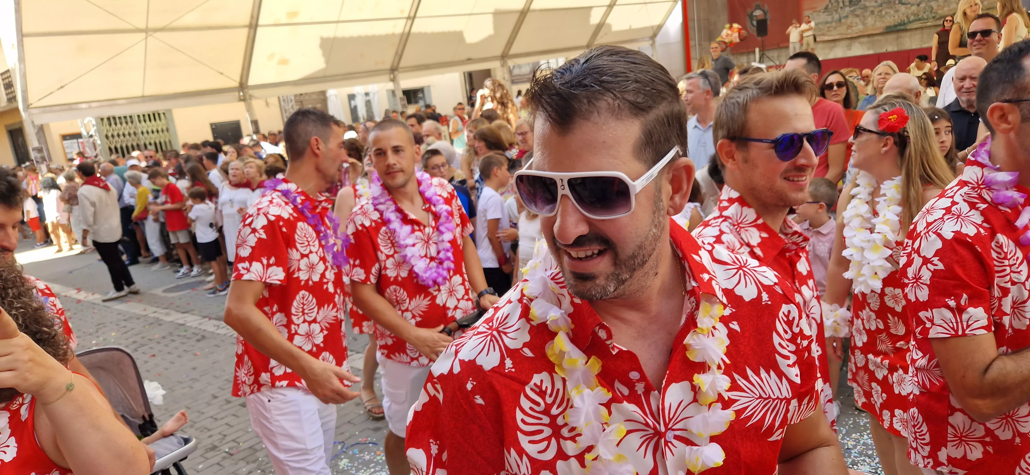 Comienzan las fiestas de Almudévar 2025. Foto Myriam Martínez 