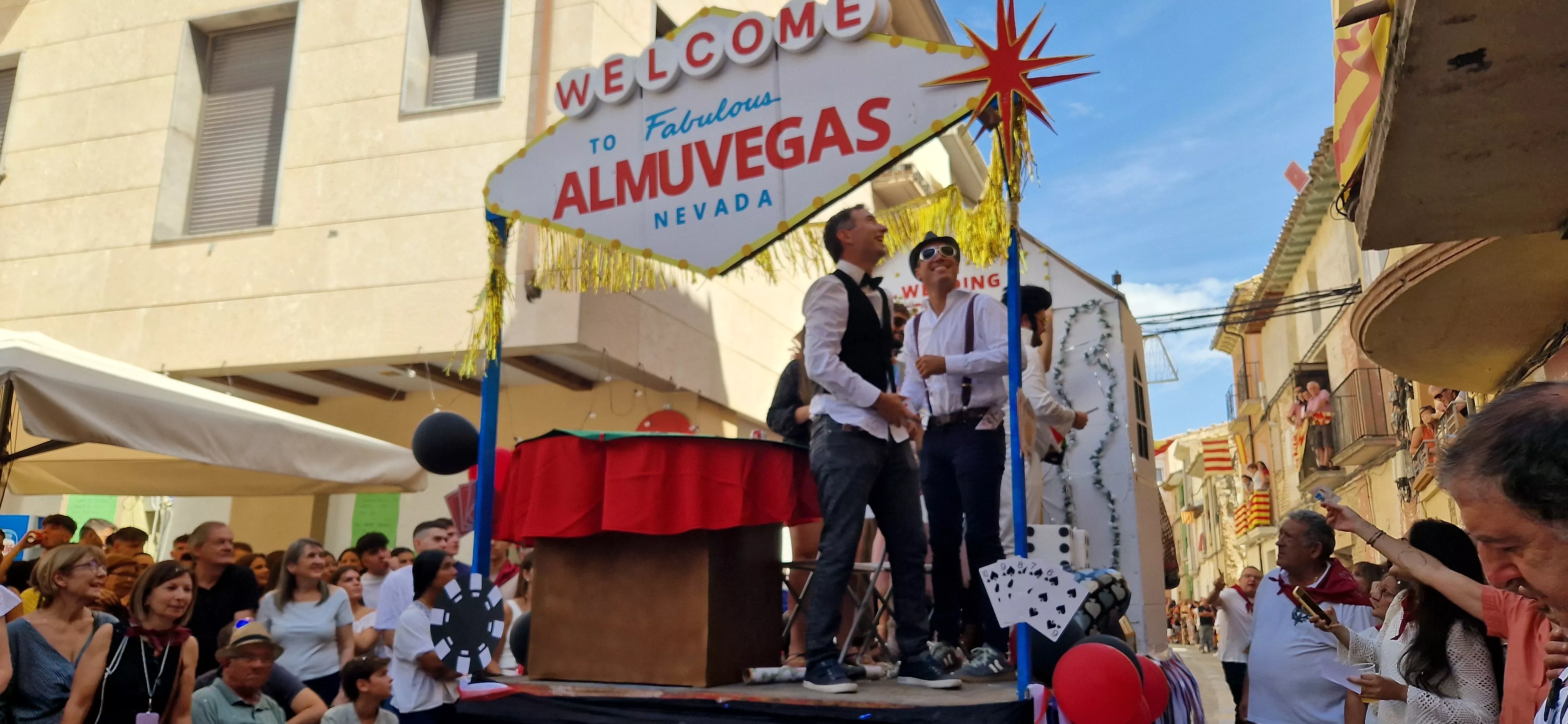 Comienzan las fiestas de Almudévar 2025. Foto Myriam Martínez 