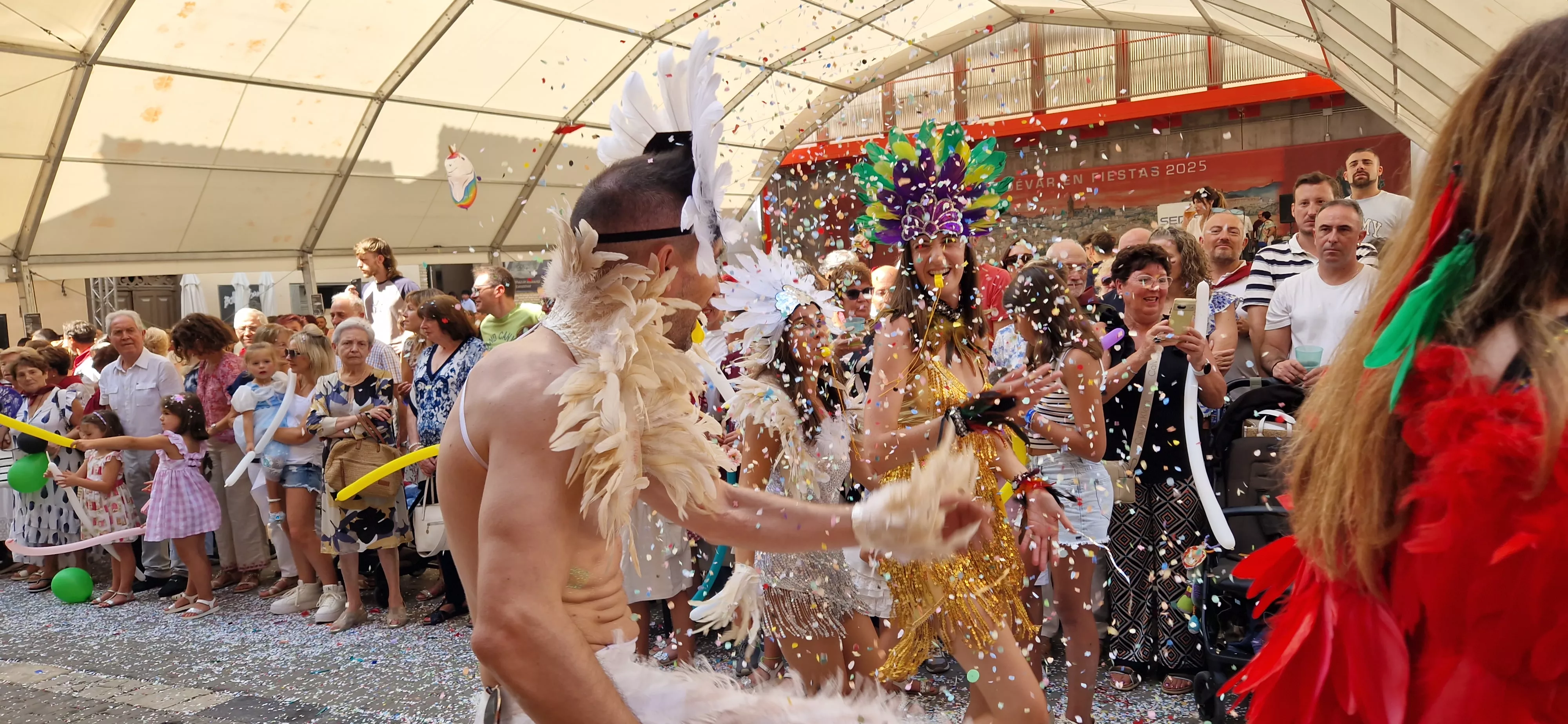 Comienzan las fiestas de Almudévar 2025. Foto Myriam Martínez 