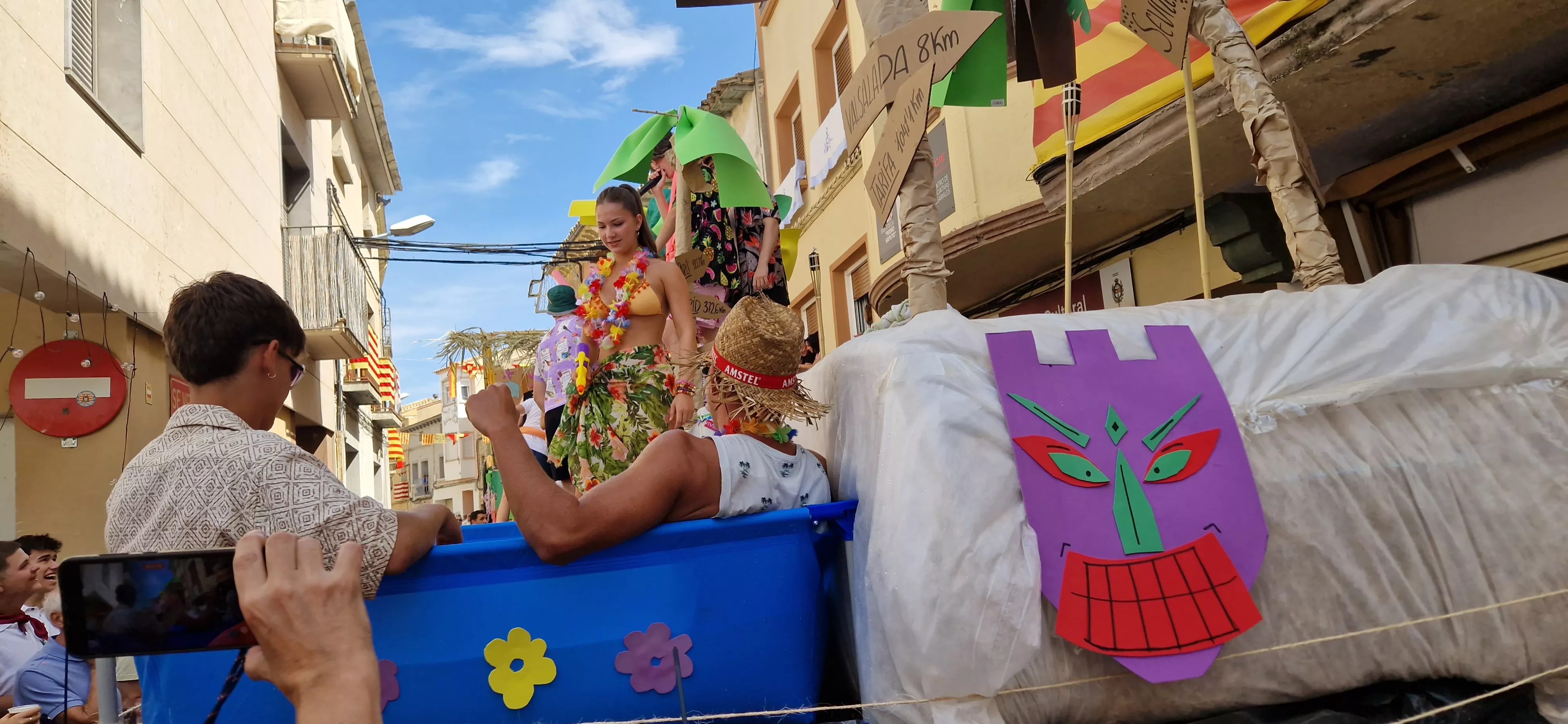 Comienzan las fiestas de Almudévar 2025. Foto Myriam Martínez 