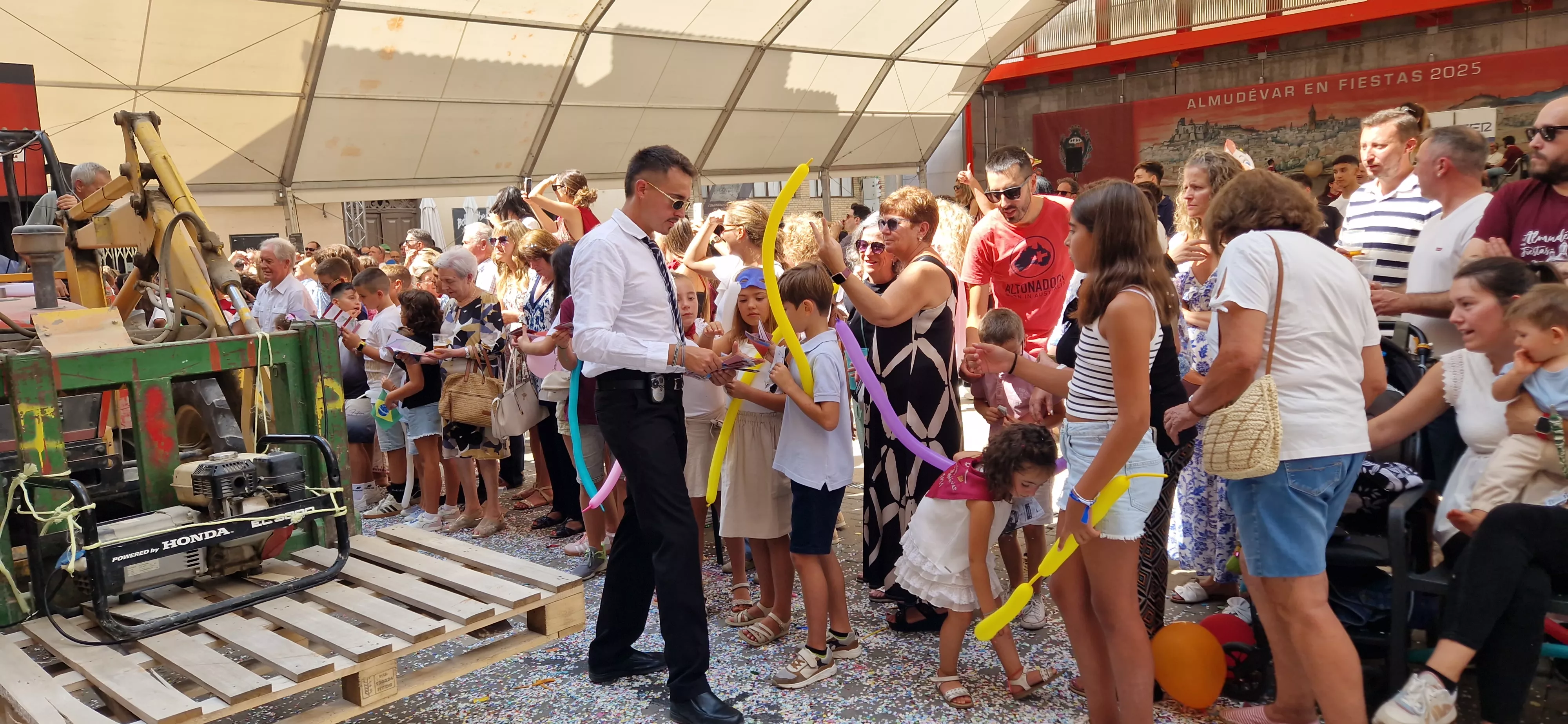 Comienzan las fiestas de Almudévar 2025. Foto Myriam Martínez 