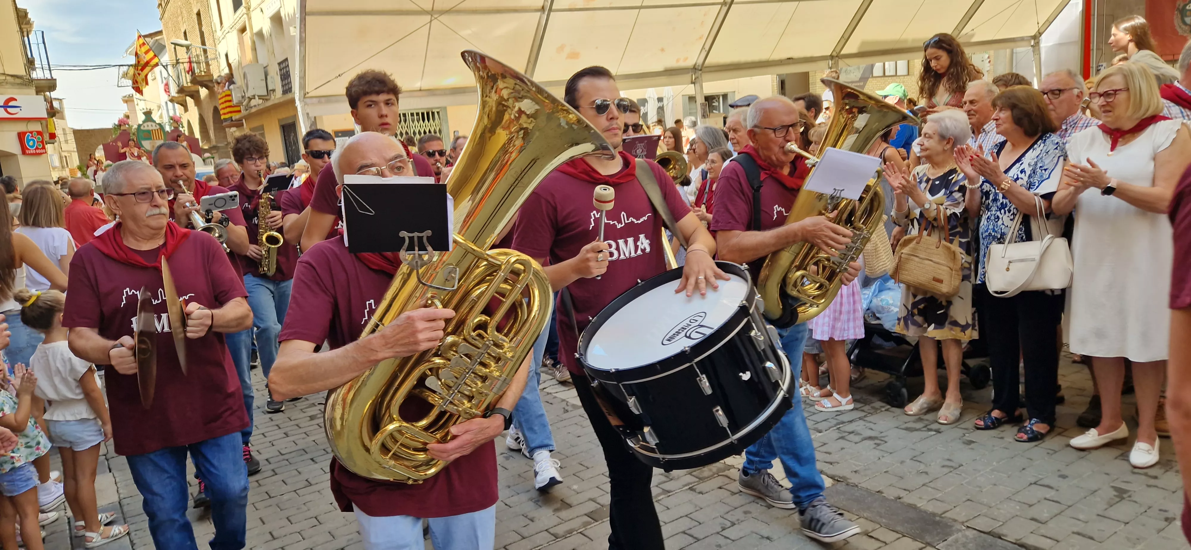 Comienzan las fiestas de Almudévar 2025. Foto Myriam Martínez 