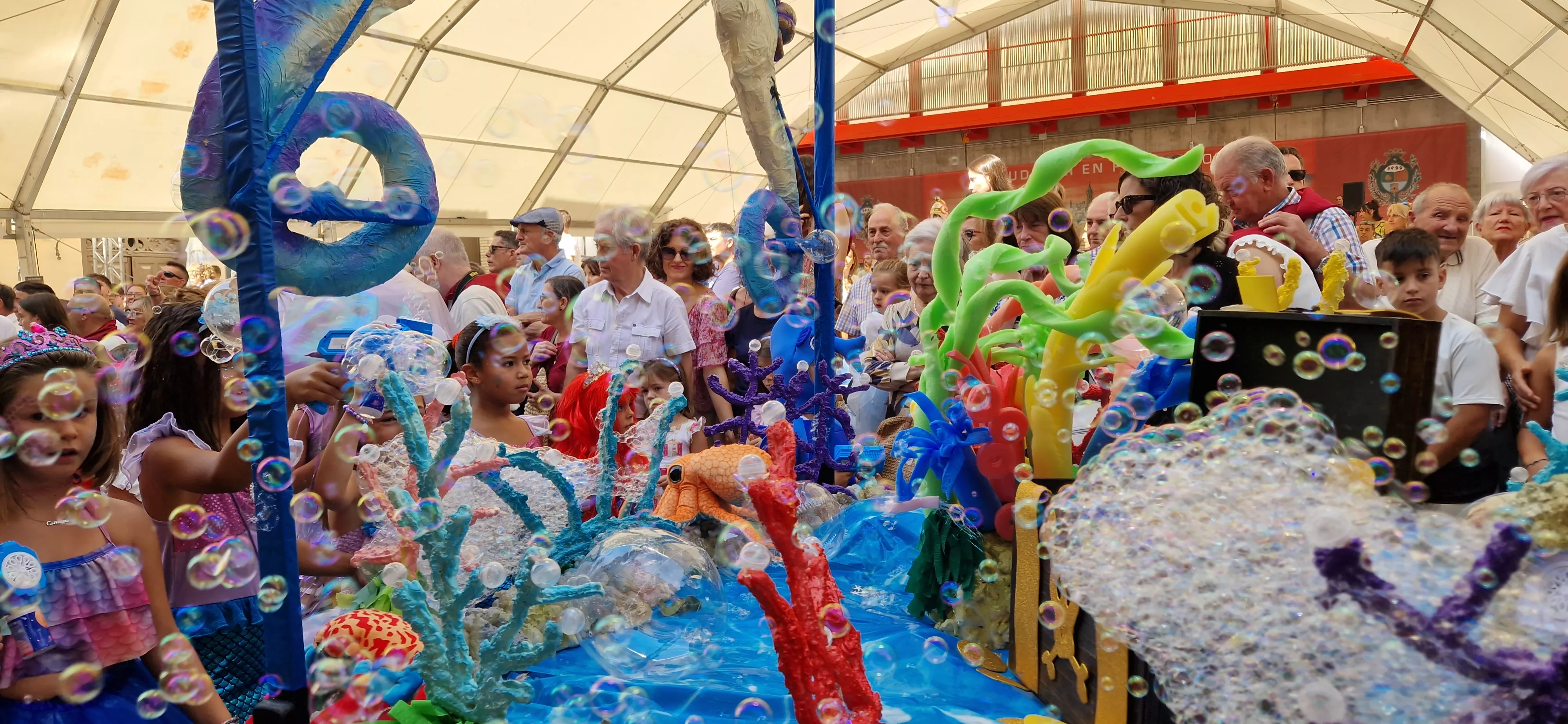 Comienzan las fiestas de Almudévar 2025. Foto Myriam Martínez 