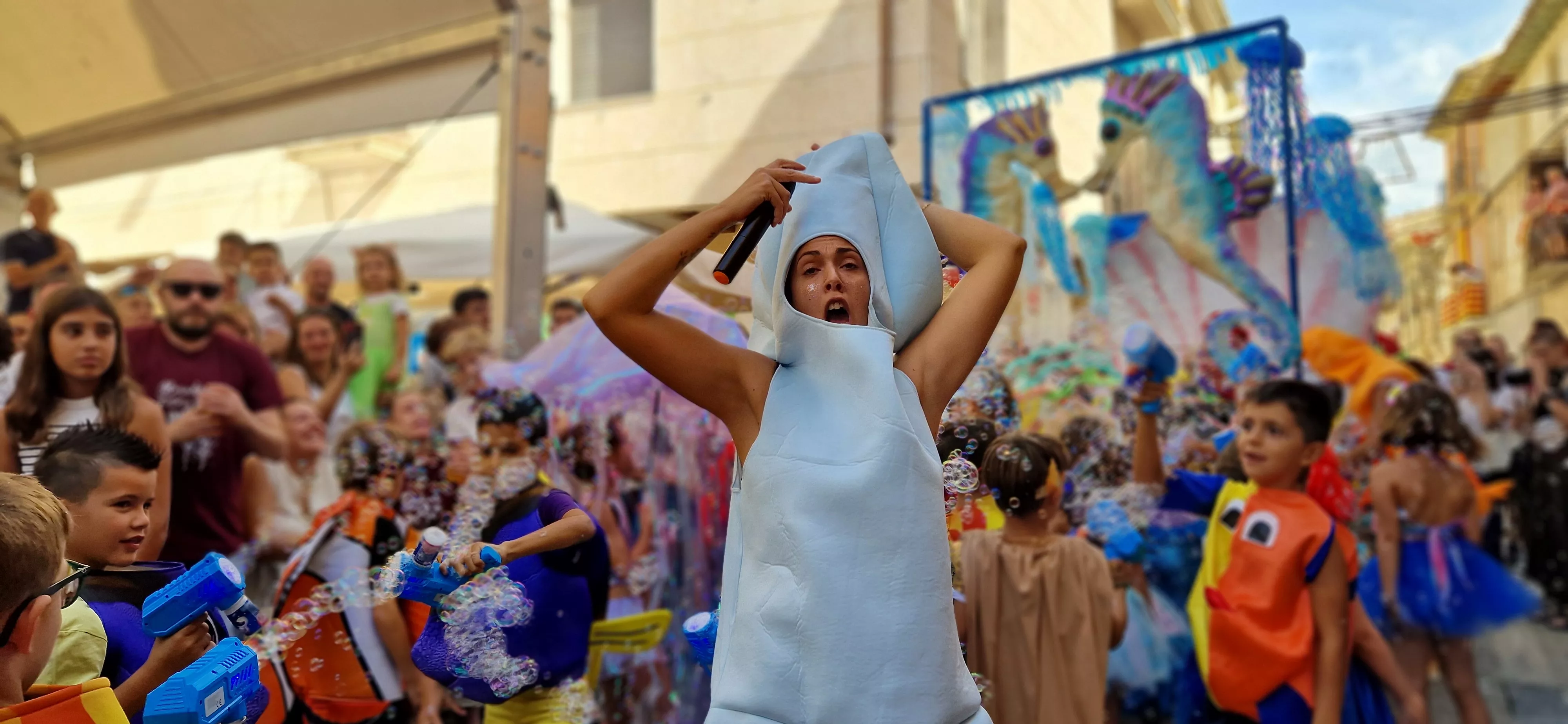Comienzan las fiestas de Almudévar 2025. Foto Myriam Martínez 
