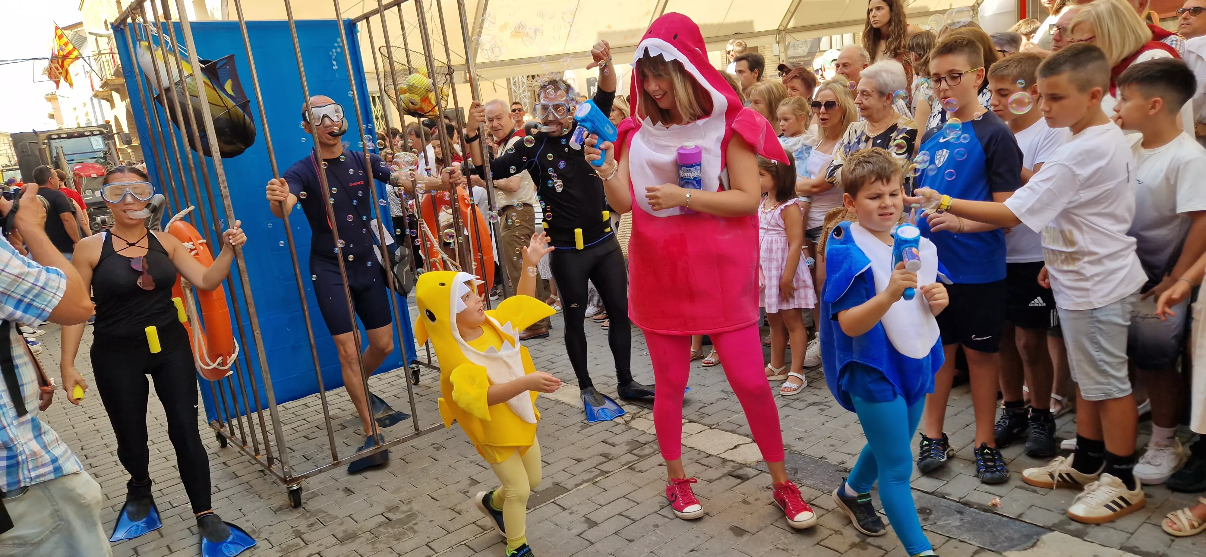 Comienzan las fiestas de Almudévar 2025. Foto Myriam Martínez 