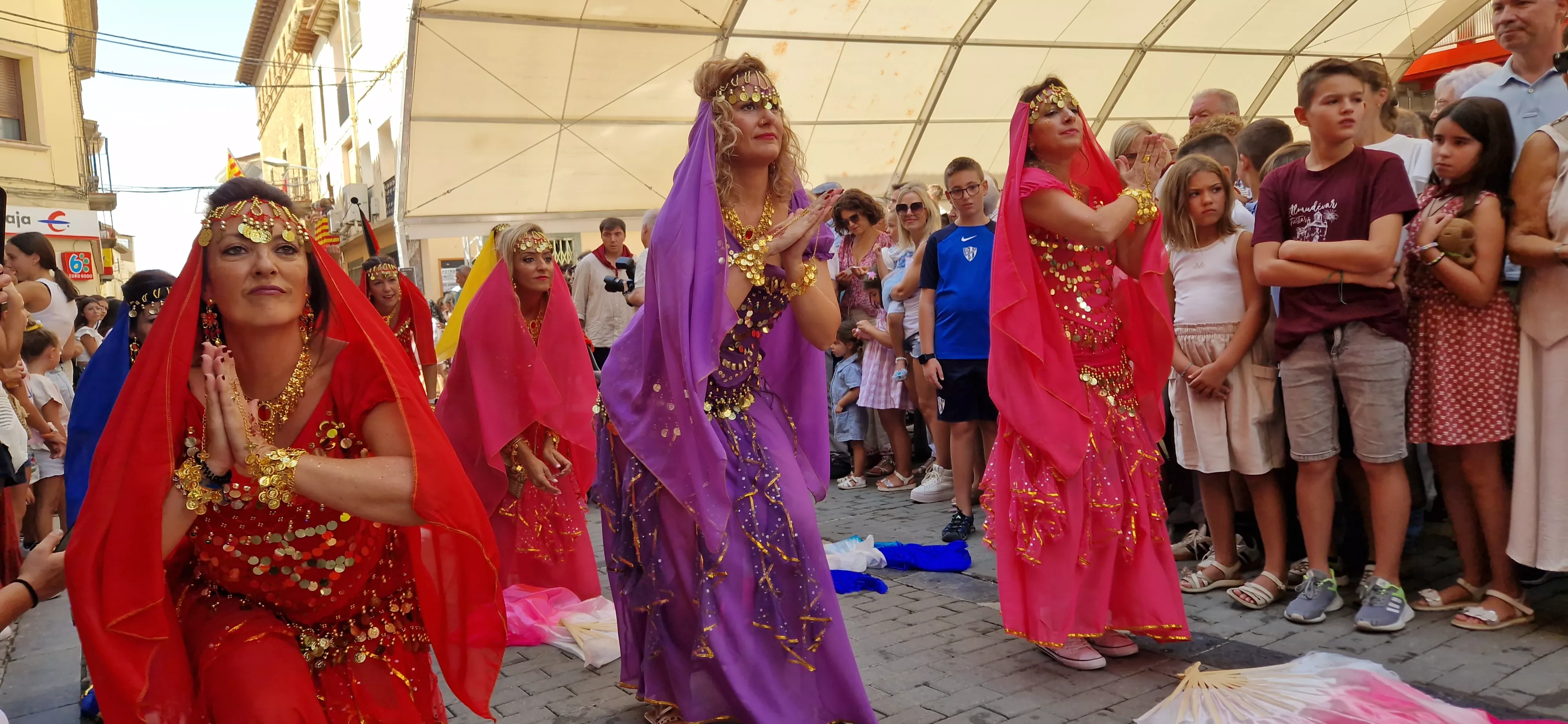 Comienzan las fiestas de Almudévar 2025. Foto Myriam Martínez 