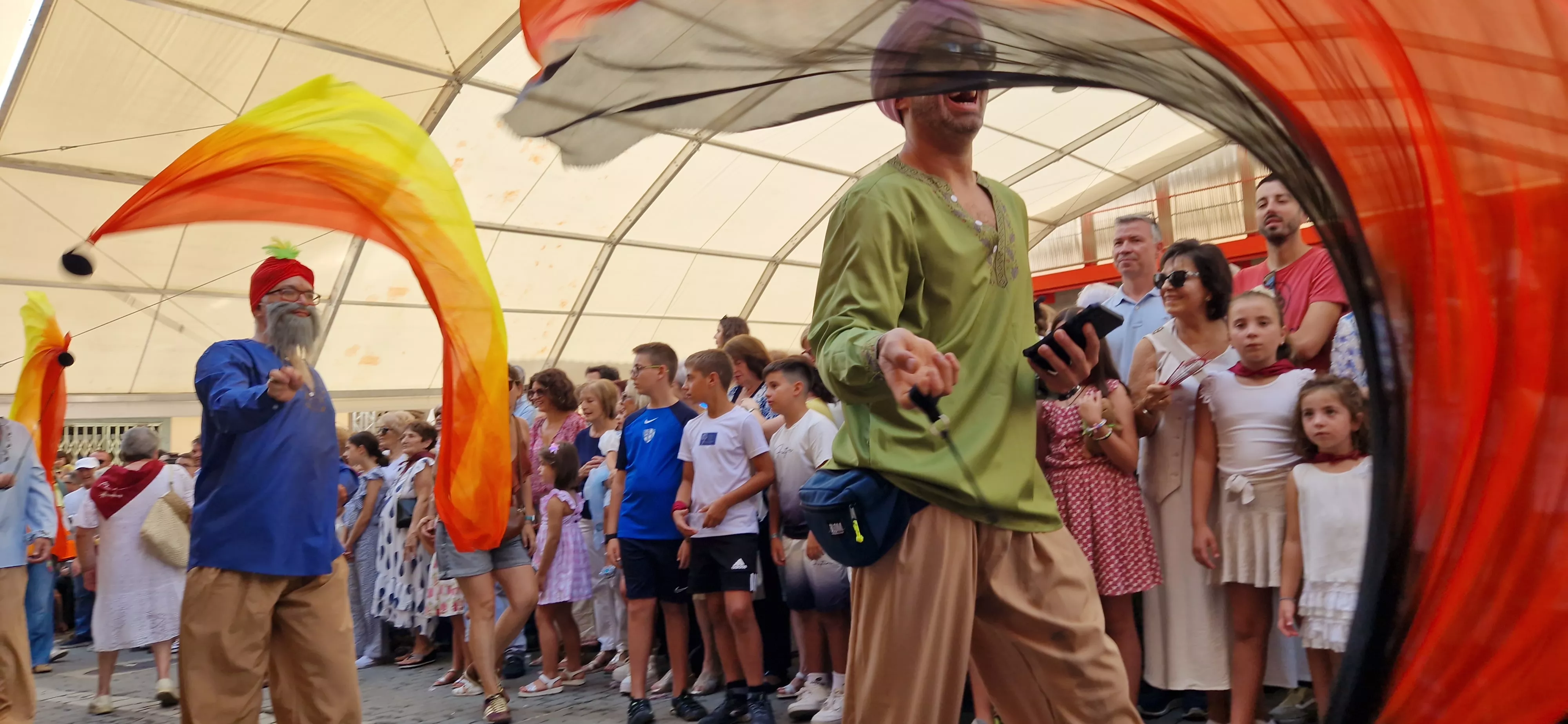 Comienzan las fiestas de Almudévar 2025. Foto Myriam Martínez 