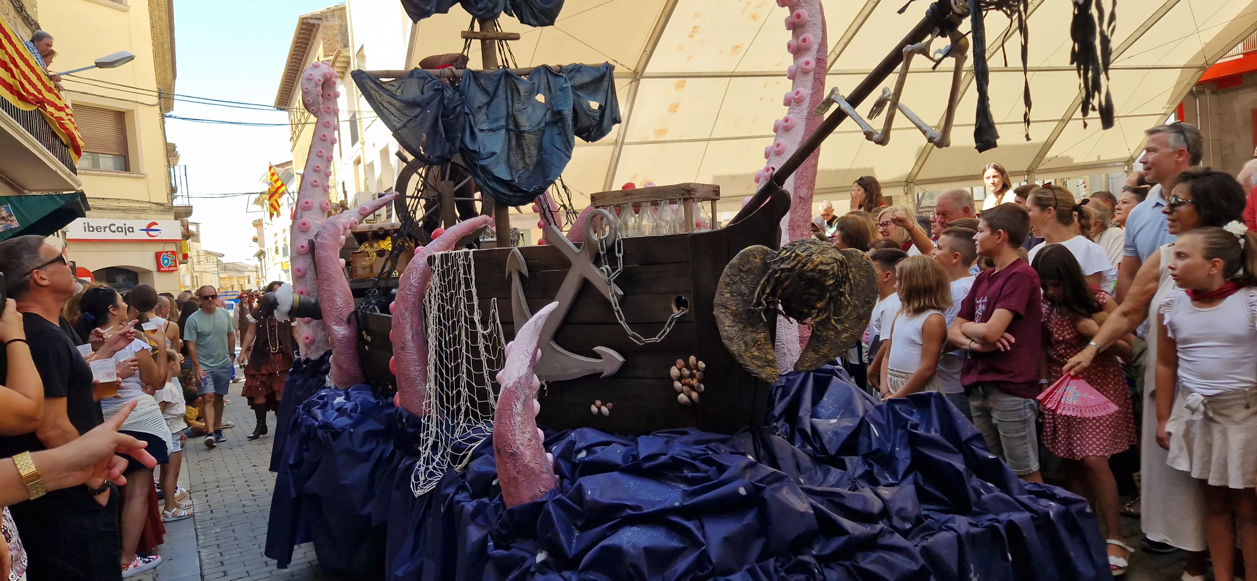 Comienzan las fiestas de Almudévar 2025. Foto Myriam Martínez 